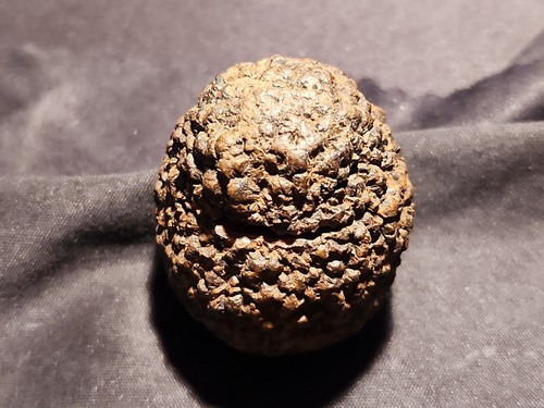 Schöne eisen pyrit eierform - eisen,